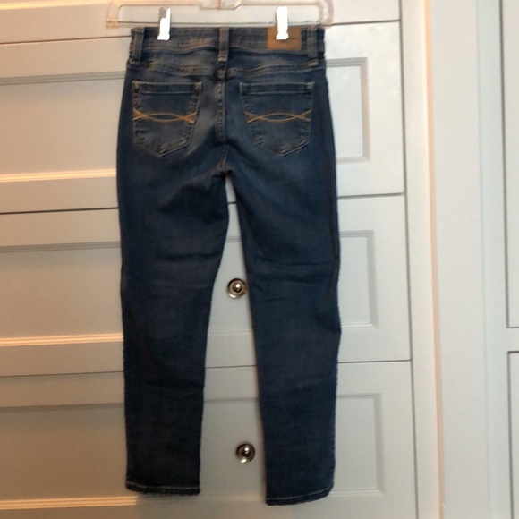 Abercrombie Kids Girls’ Girlfriend Jean - Picture 2 of 4